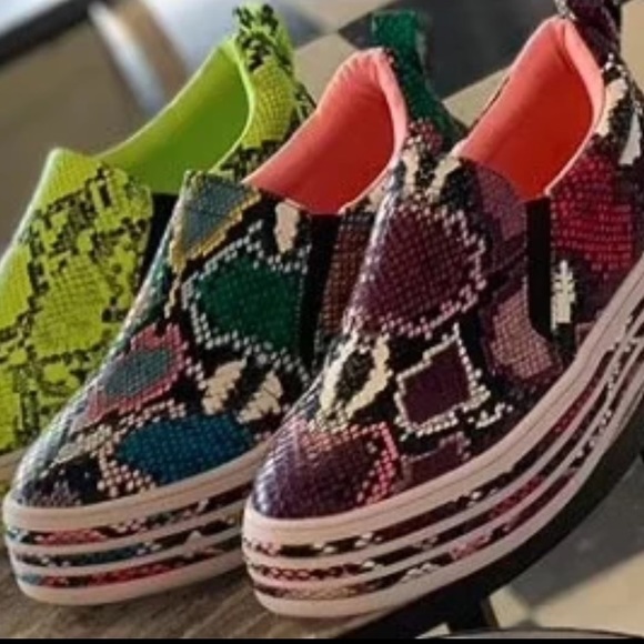 HP NEW Hot Snake Print Pink Purple Sneakers Hi Top Size 6 Snakeskin Animal Print - Picture 4 of 4